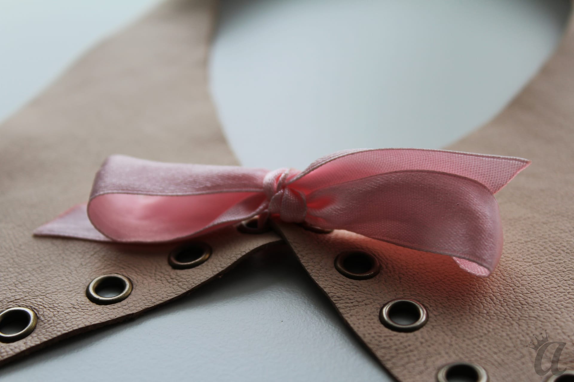 soft pink leather necklace with pink bow (detail)