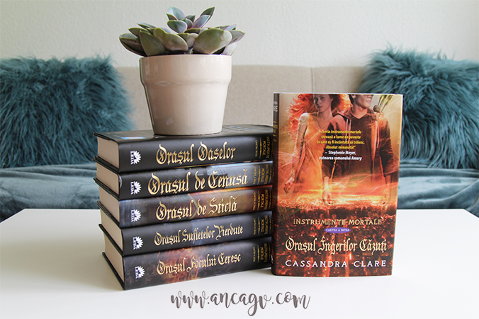 ORASUL INGERILOR CAZUTI CC.jpg