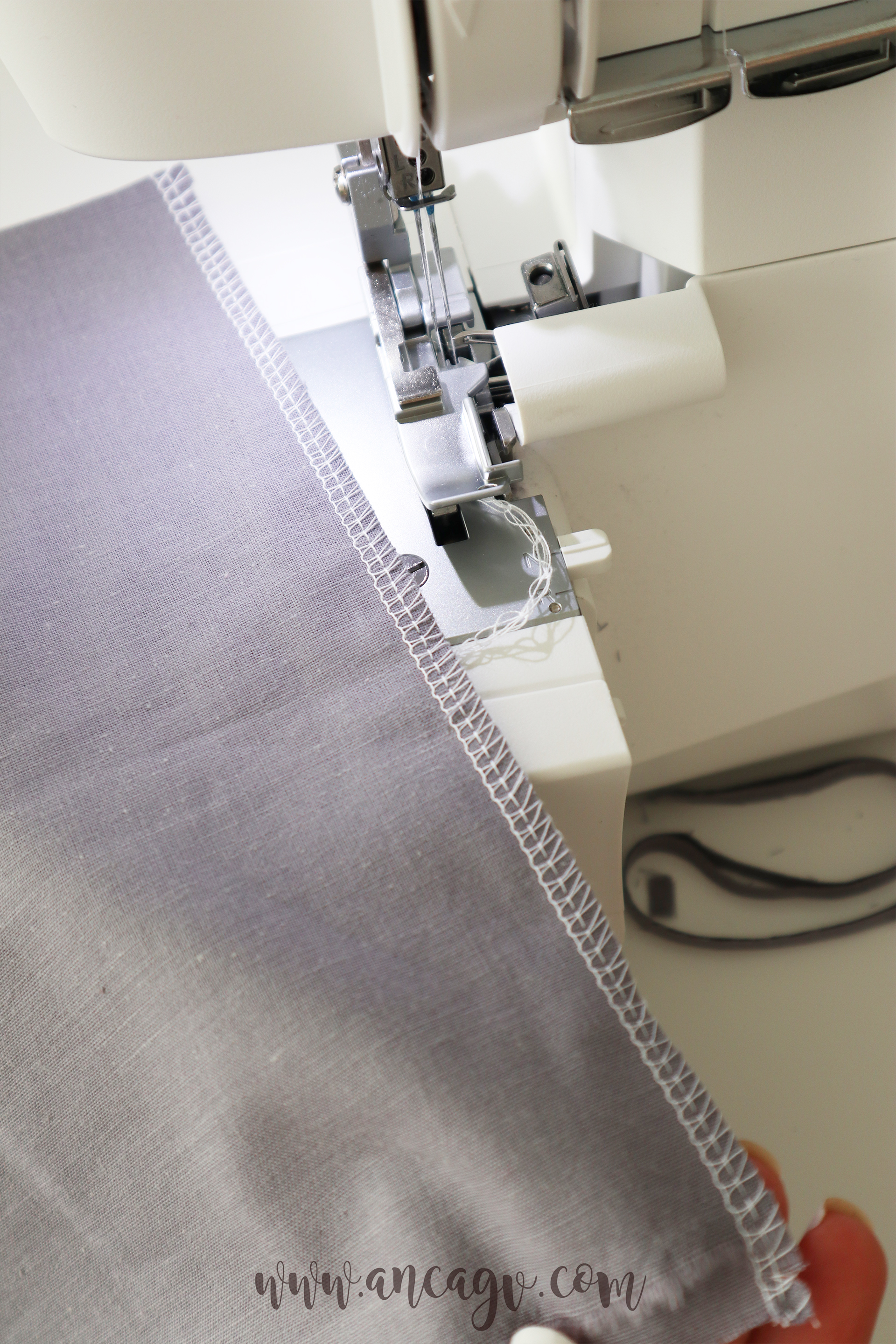 singer overlock1