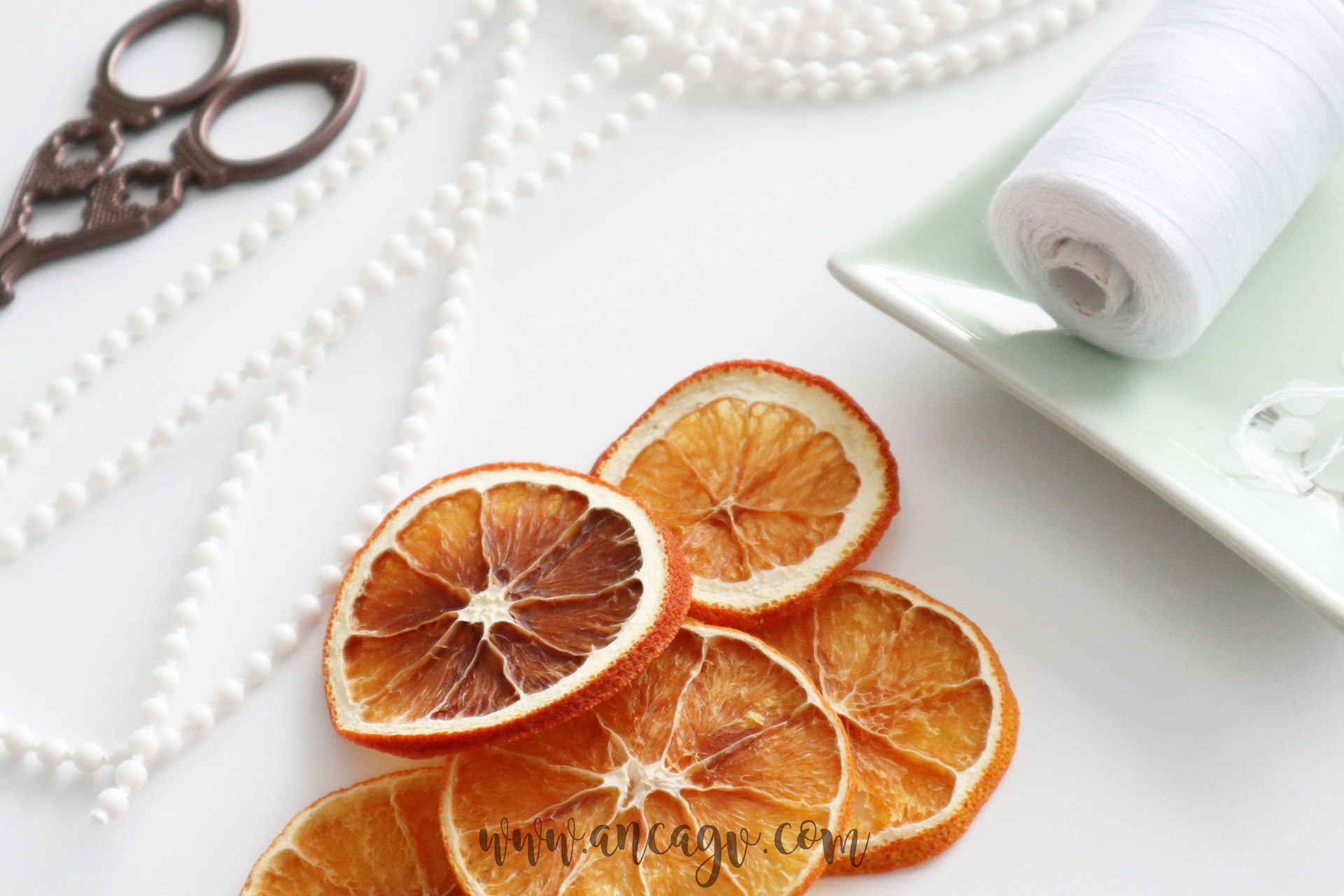 ghirlanda-cu-felii-de-portocale-uscate-5